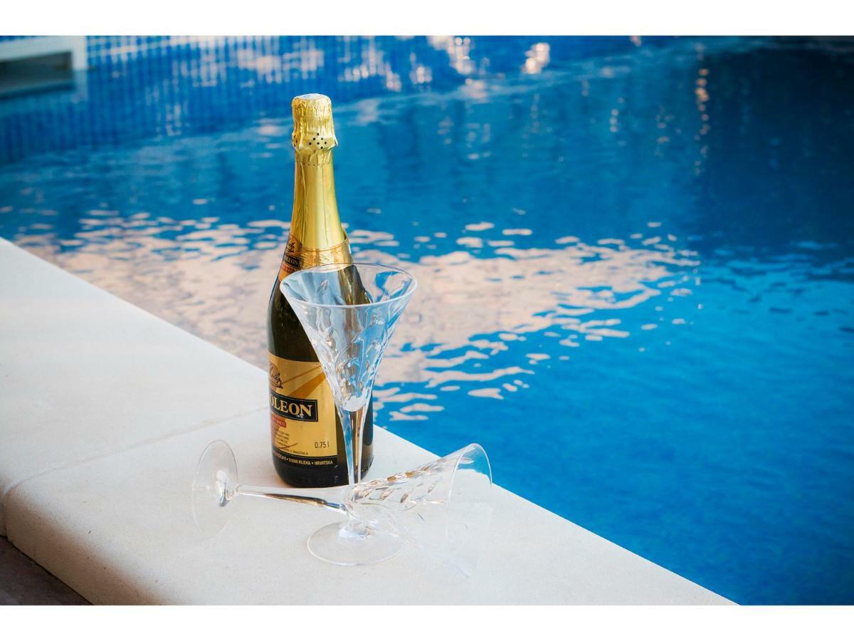 Villa Croatia Sea View With Heated Pool Vinišće 외부 사진